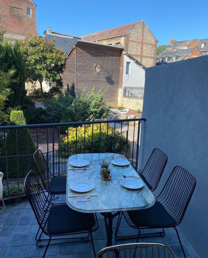 La Maison Du Tripot Honfleur Bagian luar foto